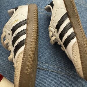 Toddler 6 samba adidas sneakers slip on no tie